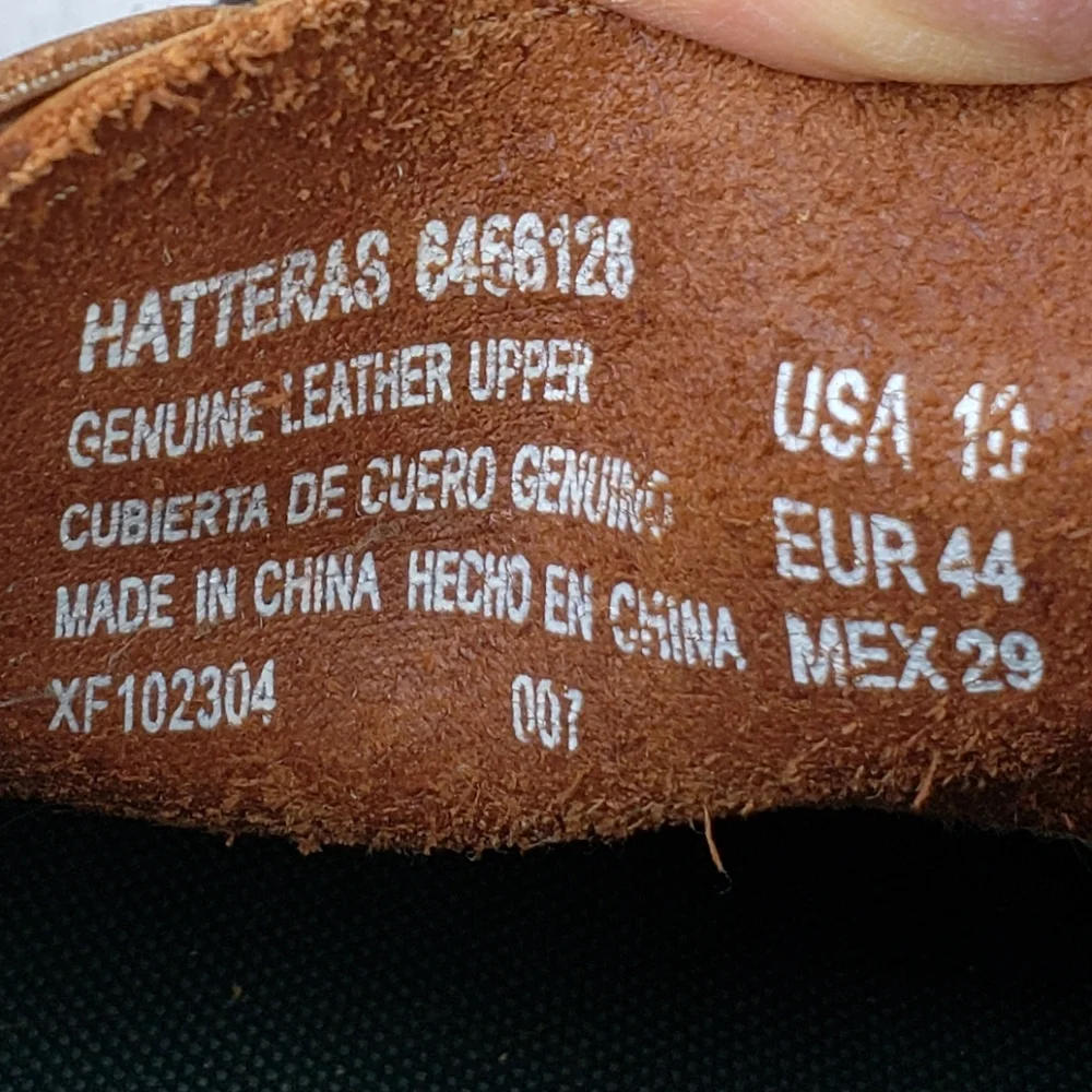 Earth Shoe Hatteras Leather Boat Style Shoes in Mid Brown.